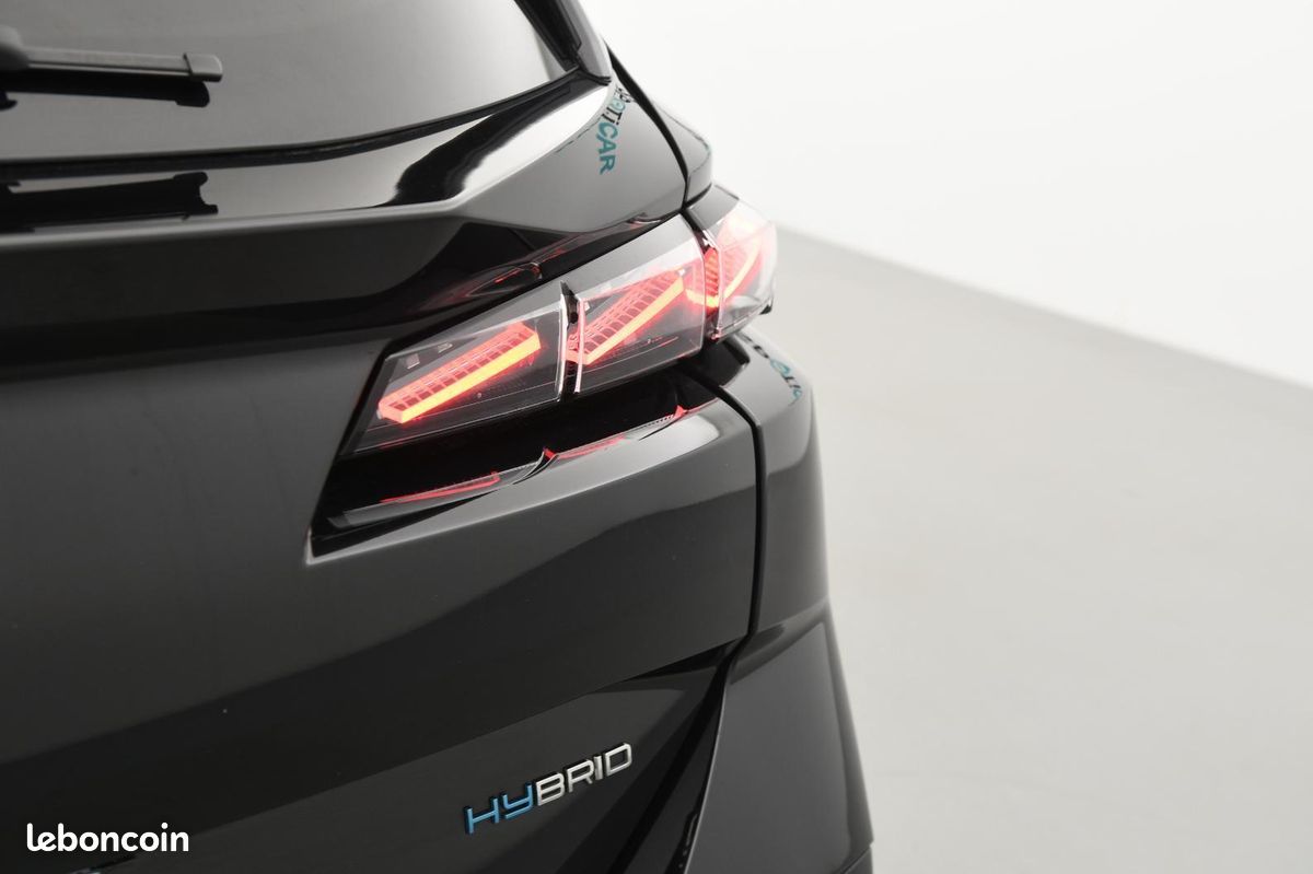 PEUGEOT 308 SW PHEV 180 e-EAT8 GT +ATTELAGE (image 38)