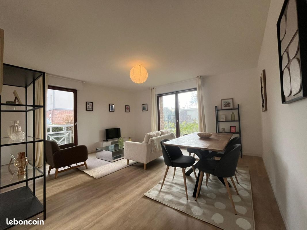 Appartement 2 pièces 52 m² · à Lambersart · 52 m² · 890 €/mois