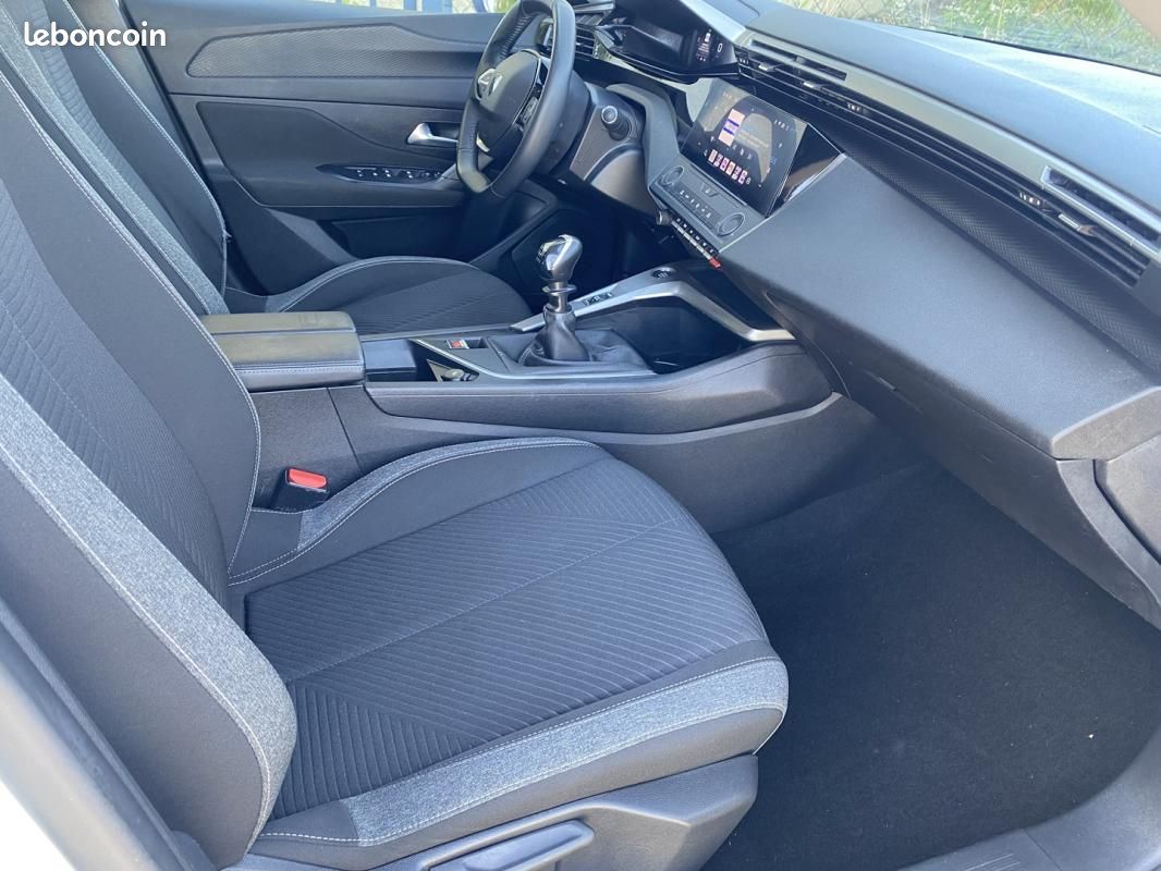 Peugeot 308 1.2 PURETECH 110CH S&S ACTIVE PACK (image 13)