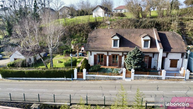 Maison 7 pièces 166 m²