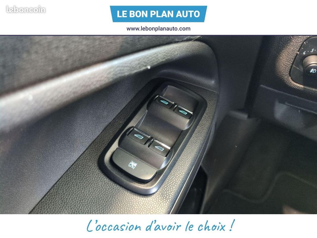 Ford EcoSport 1.5 Ti-VCT 112ch Titanium PowerShift (image 24)