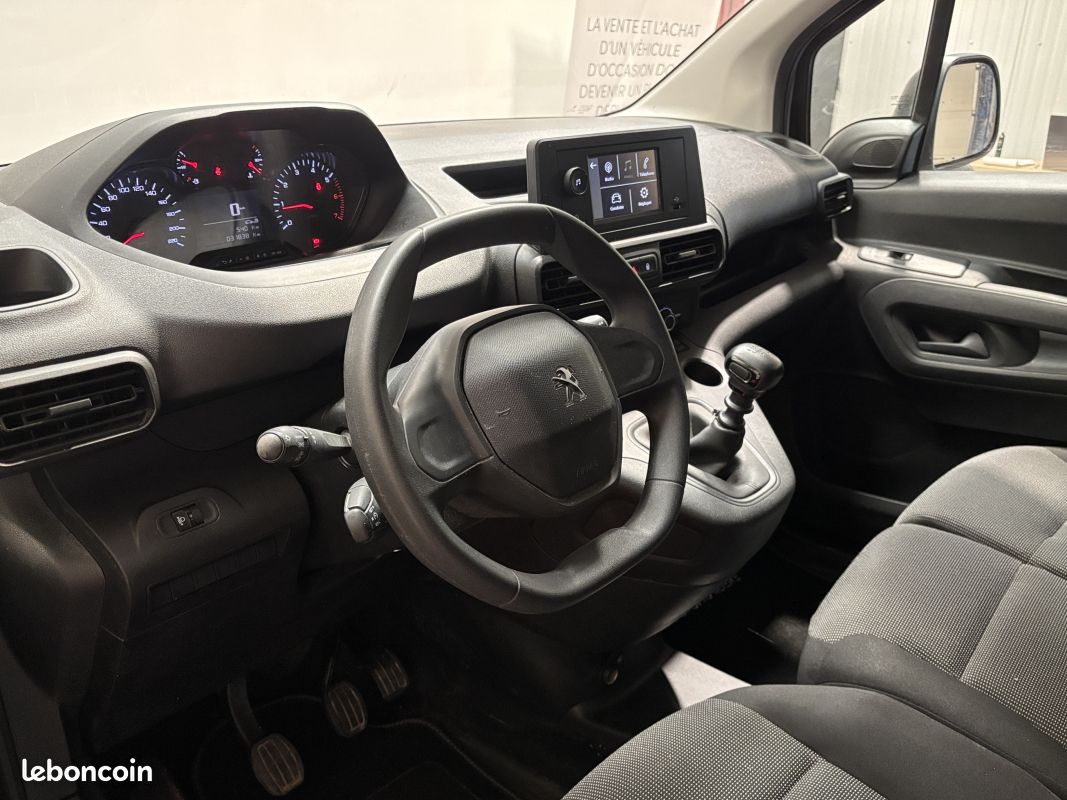 PEUGEOT Partner III (2) FOURGON M 650 KG BLUEHDI 100 S&S BVM6 (TVA) (image 9)