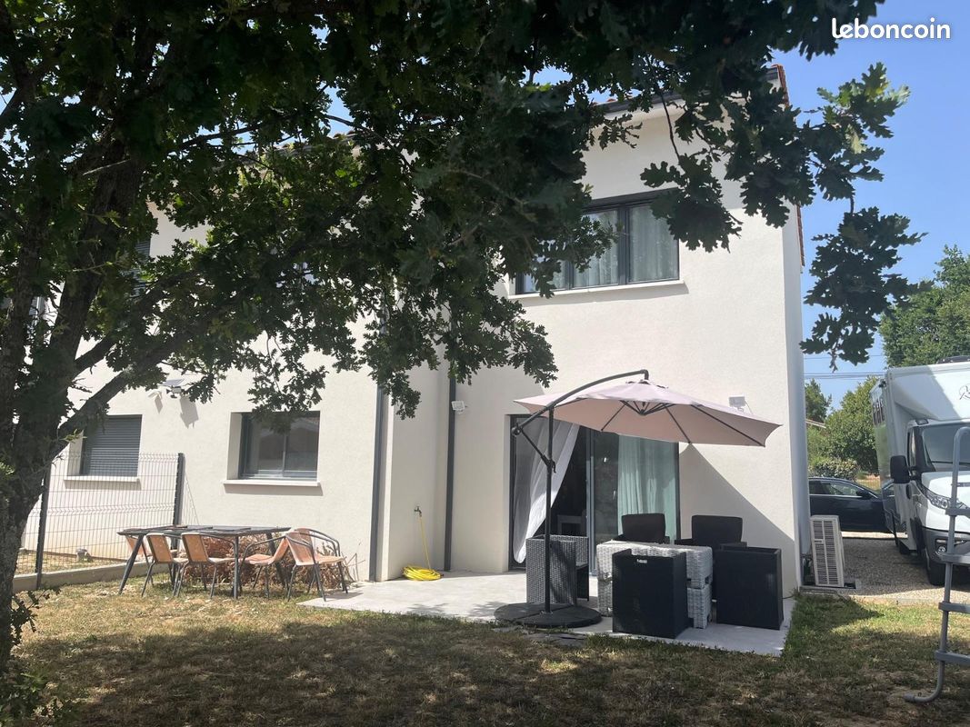 Maison 3 pièces 84 m² · à La Lande-de-Fronsac · 84 m² · 270 000 €