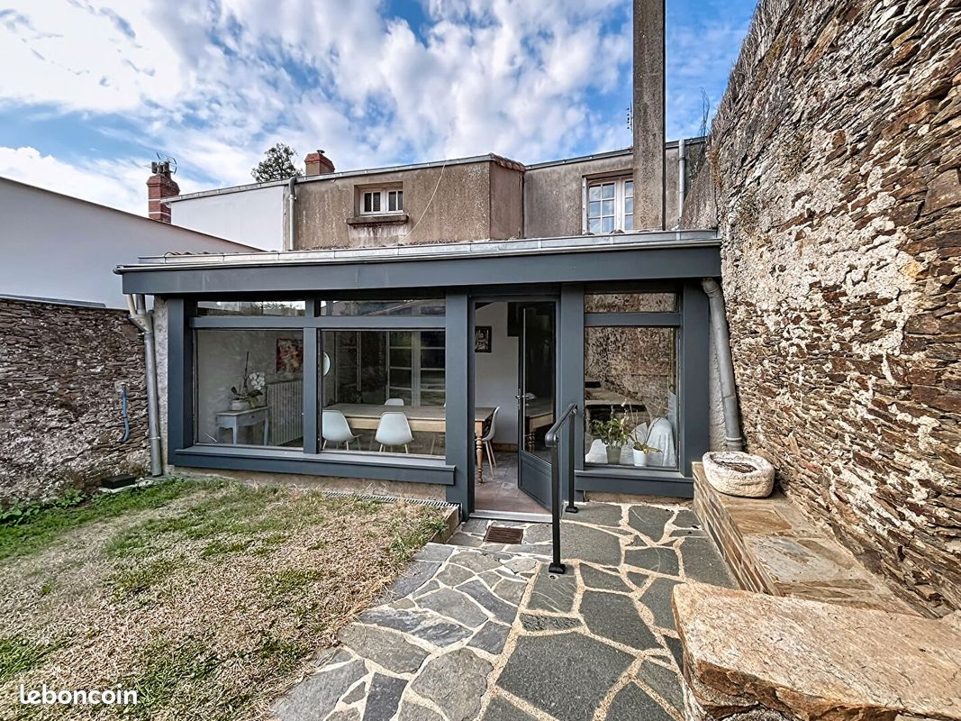 Maison 8 pièces 173 m² · au Loroux-Bottereau · 173 m² · 305 000 €