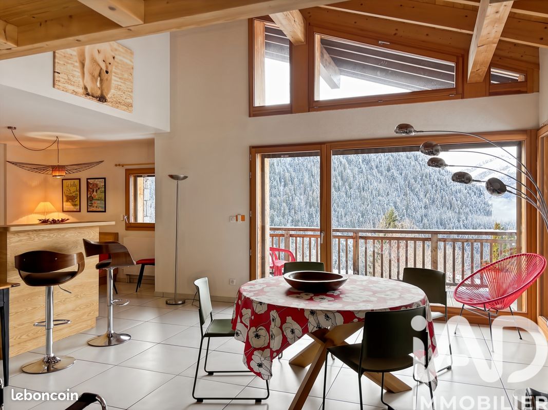 Appartement 4 pièces 96 m² · à Châtel · 96 m² · 820 000 €