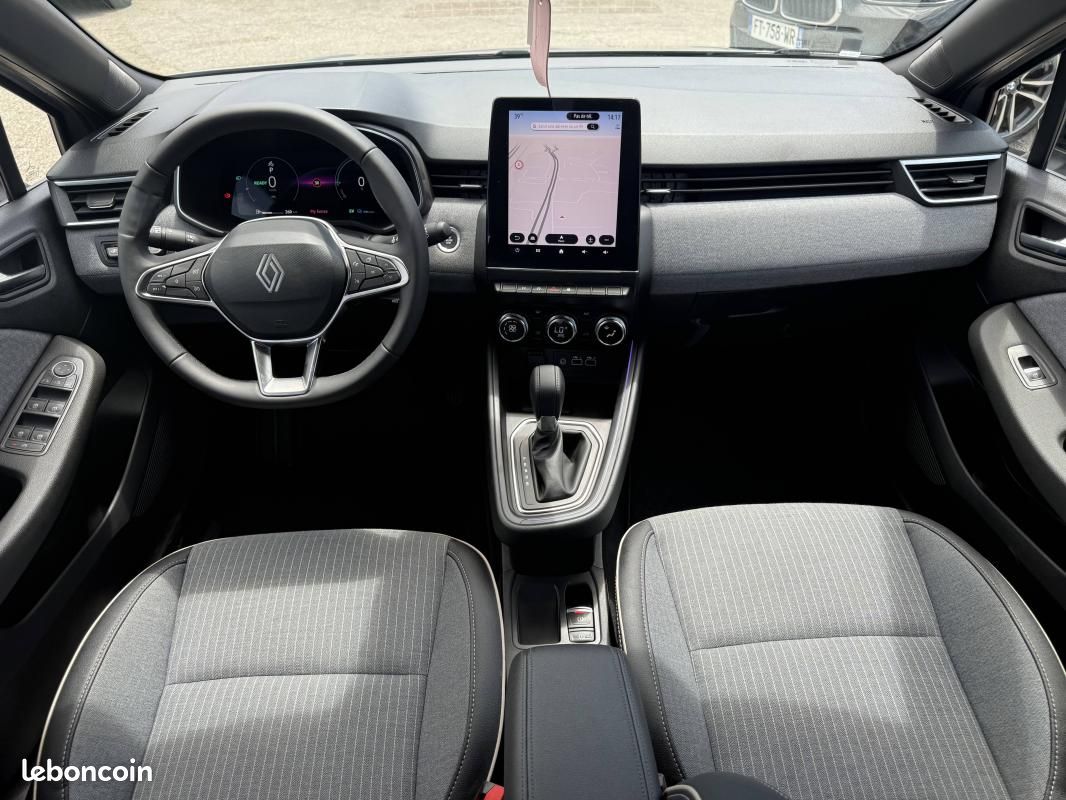 Renault Clio E-Tech full hybrid 145 TECHNO 2386 KLM (image 9)