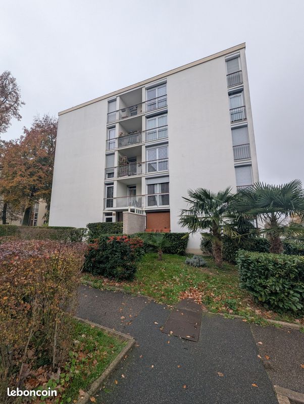 Appartement 4 pièces 72 m² · à Avon · 72 m² · 138 000 €