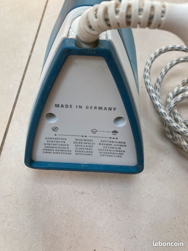Fer à vapeur - Rowenta - Effective - 2400W - 0,25L - Marron