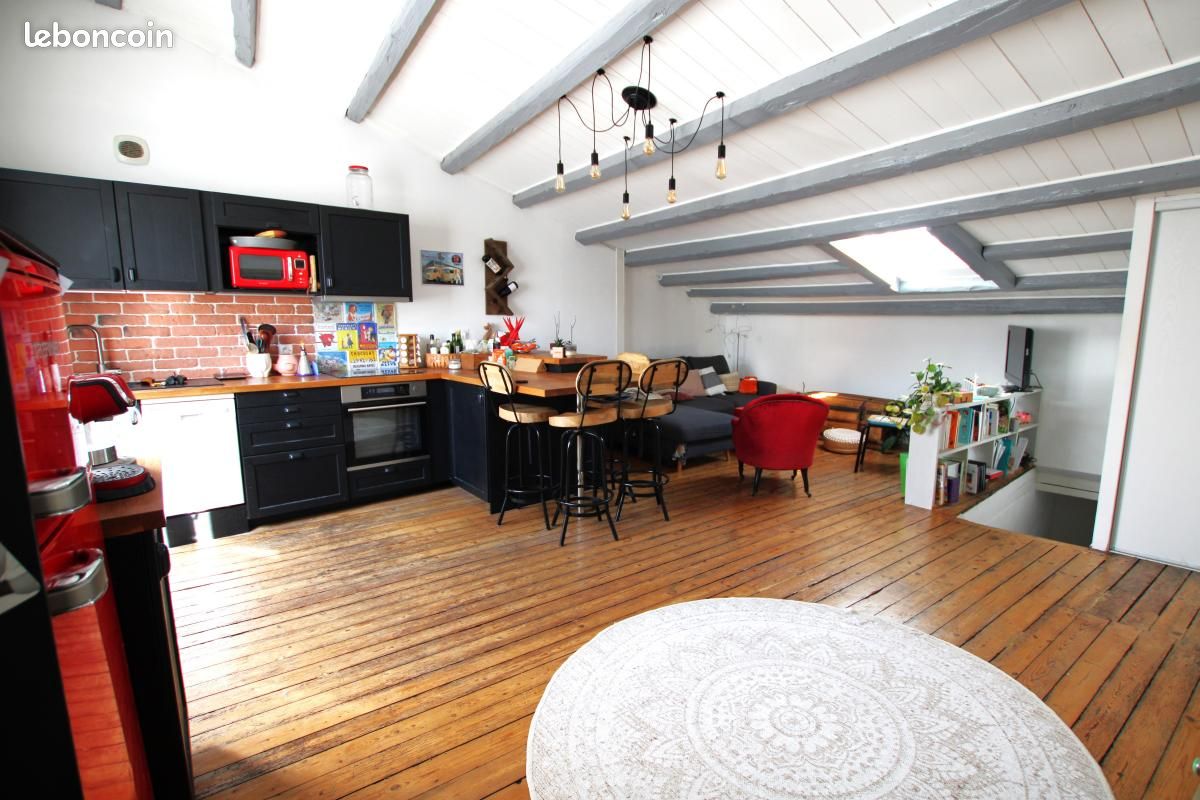 Appartement 2 pièces 53 m² - La Rochelle 17000 (image principale 0)