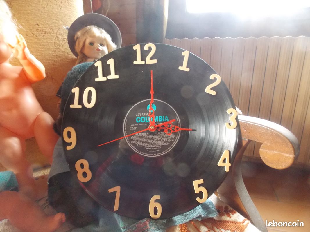 Pendule décoration avec un disque 33 tours Colombia (image 1)
