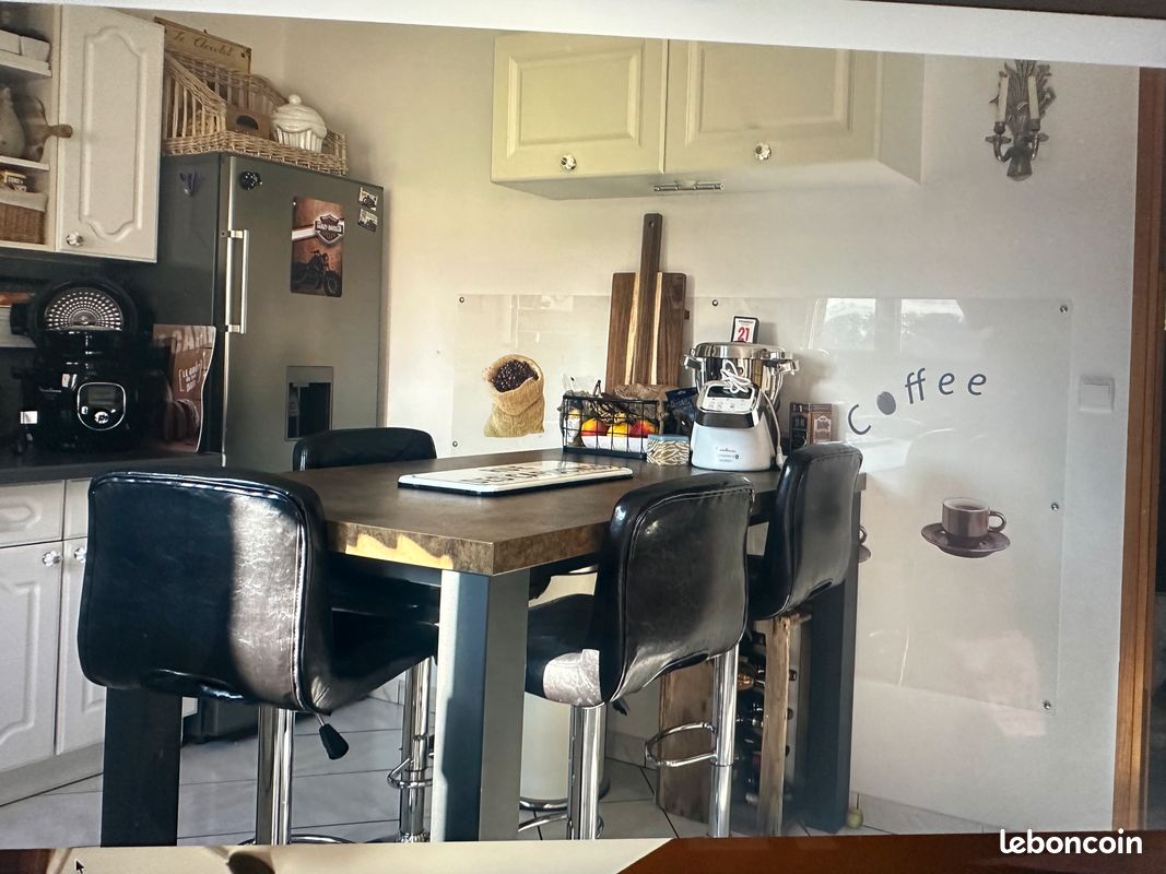 Maison 5 pièces 120 m² · à Bertangles · 120 m² · 1 100 €/mois