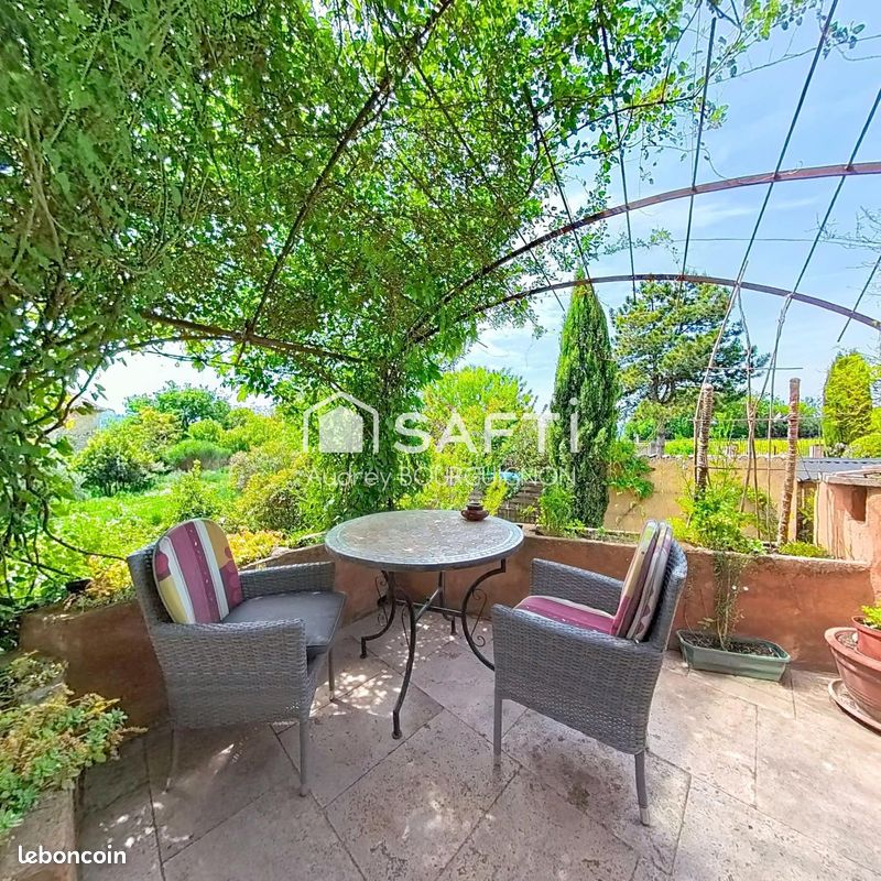 Maison 4 pièces 108 m² · à Roussillon · 108 m² · 477 000 €