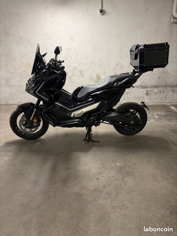 Honda x-adv - 2019 (image 1)