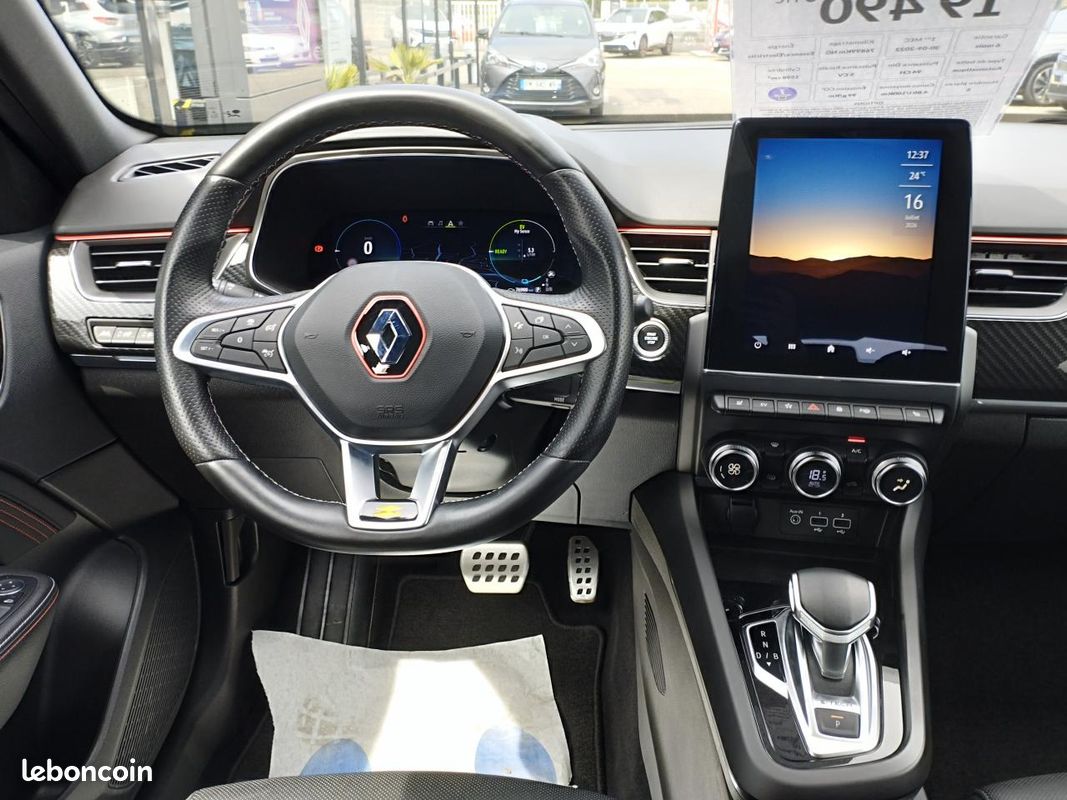 RENAULT ARKANA 1.6 E-Tech Hybride - 145 - BVA multi-modes R.S. Line Fast Track PHASE 1 (image 11)