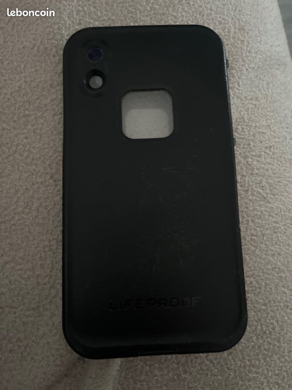 Coque lifeproof fre iPhone XR (image 2)