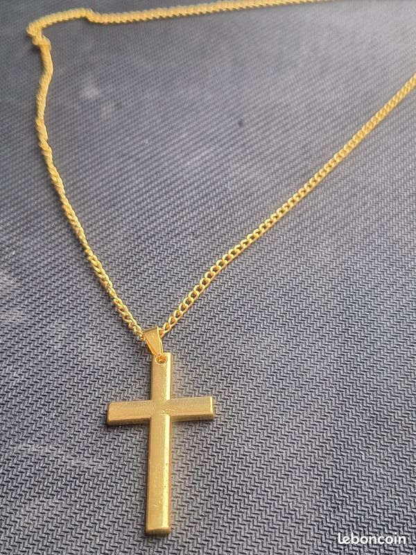 Ensemble doré de montre , collier en croix, bracelet (image 4)