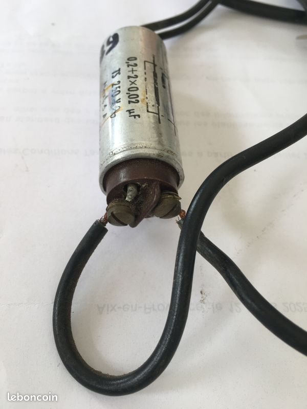 Condensateur pour Cireuse ELECTROLUX B9 (image 13)