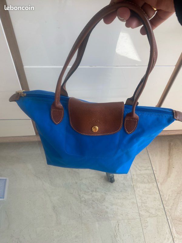 Sac longchamp à grandes hanses (image 1)