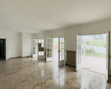 Maison 850 000 € - 300 m²