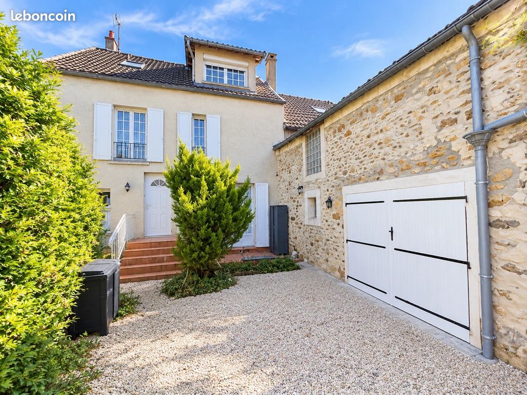 Appartement 3 pièces 66 m² · à Chaumes-en-Brie · 66 m² · 185 000 €