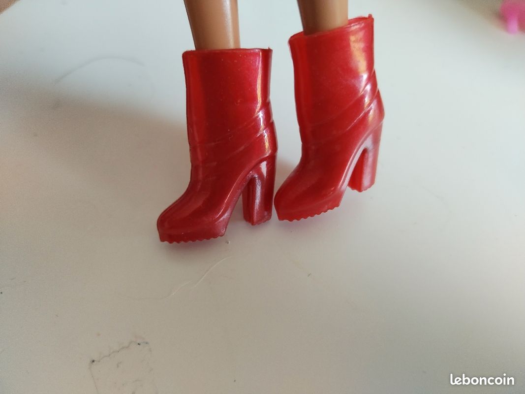 Lot de 3 paires de chaussures pour barbie (image 5)