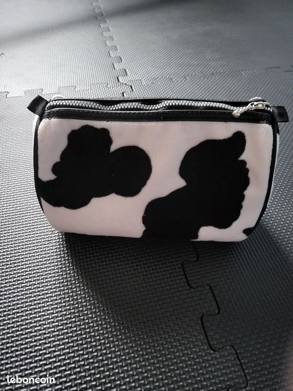 Dvkptbk Trousse De Toilette De Voyage Pour Femmes/hommes Kit Suspendu Trousse De Rasage Organisateur De Toilette Portable Sac Cosmétique Séparé Sec Et Humide Essentiels De Voyage En Liquidation