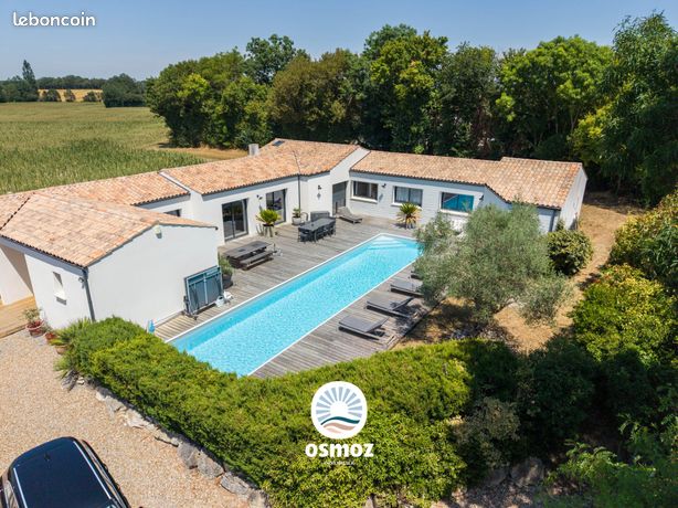 Maison 7 pièces 214 m²