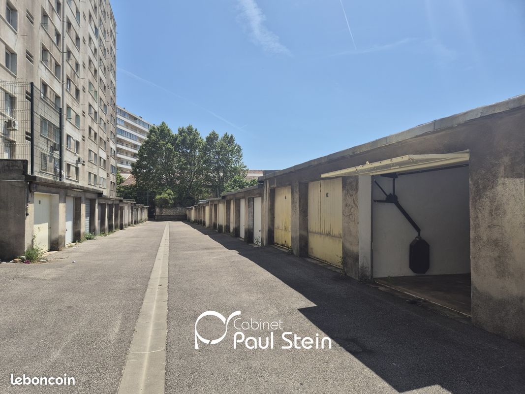 Parking 16 m² · à Marseille · 16 m² · 35 000 €