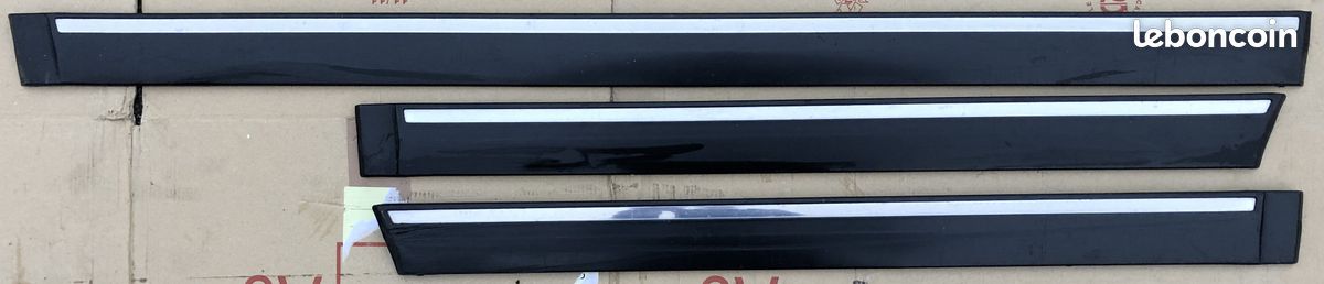 Baguette de portes SAAB 9000 AVG ou ARG ou ARD (image 1)