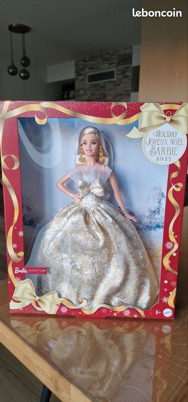 Tenue Pour Poupée Barbie Occasion - Modèle 3025, Marque Mattel, état à Vérifier