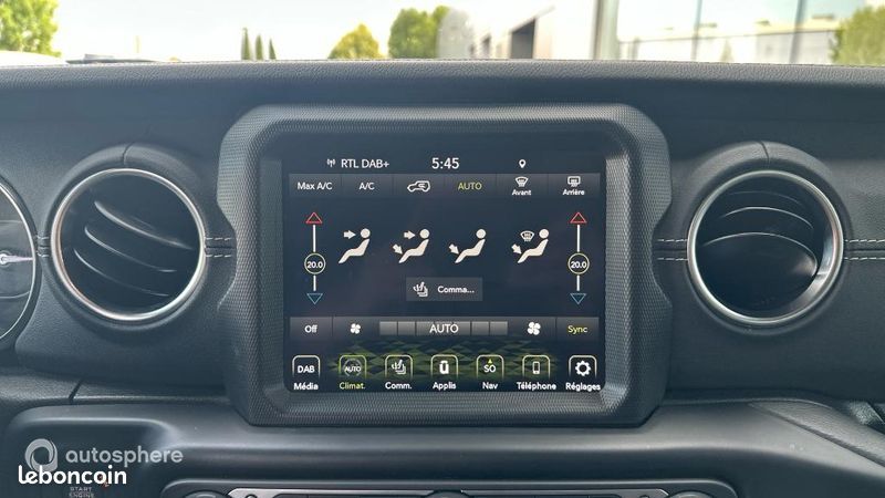 Jeep Wrangler Unlimited 2.0 T 380ch 4xe Overland Command-Trac MY23 (image 18)