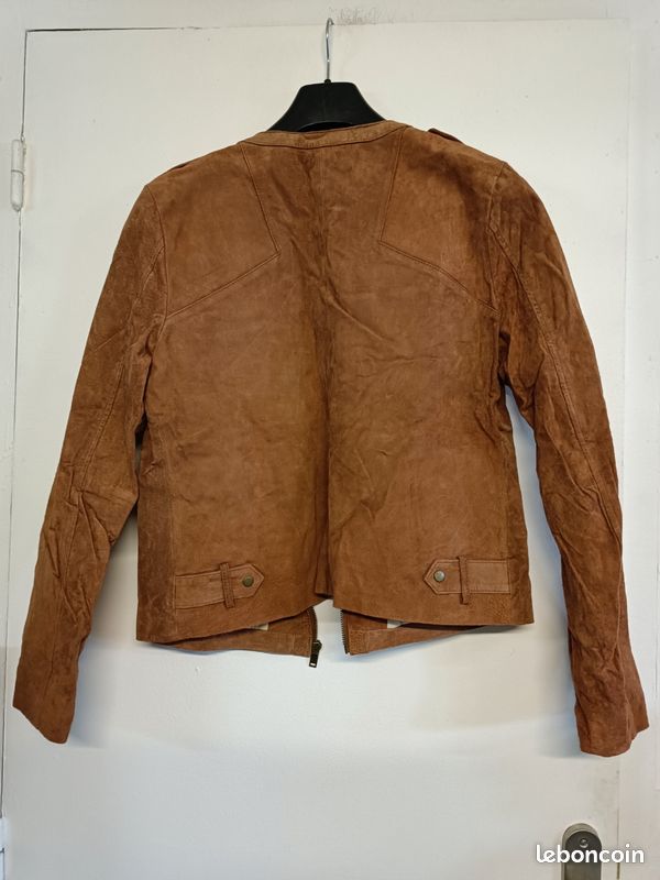 Veste en croute de cuir taille 42 Vêtements