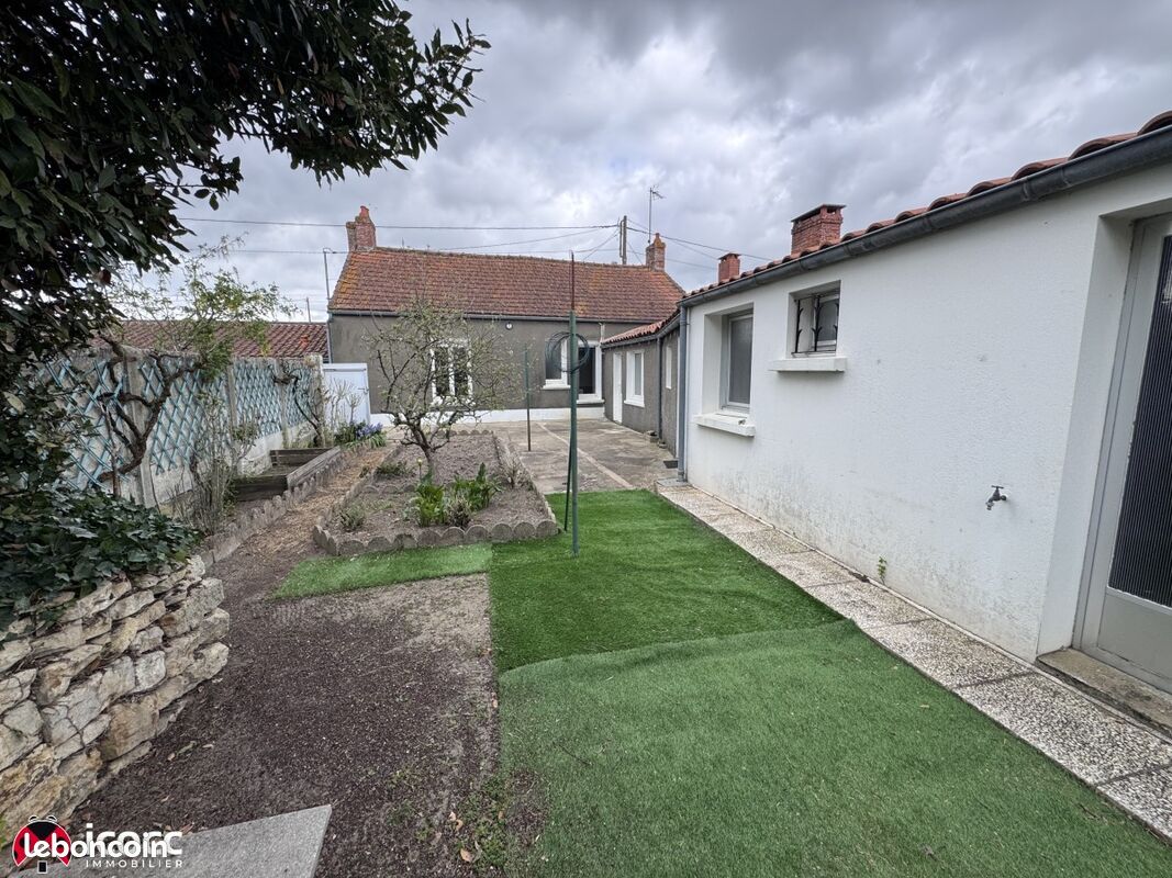 Maison 4 pièces 110 m² · à L'Aiguillon-la-Presqu'Île · 110 m² · 221 550 €