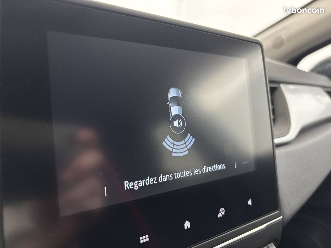 RENAULT Captur TCe 90 Evolution (image 24)