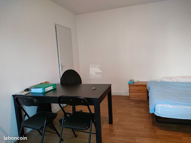 Studio 1 pièce 28 m² — 5