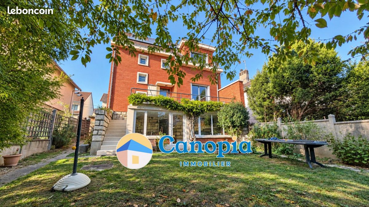 Maison 7 pièces 155 m² · à Cachan · 155 m² · 899 000 €