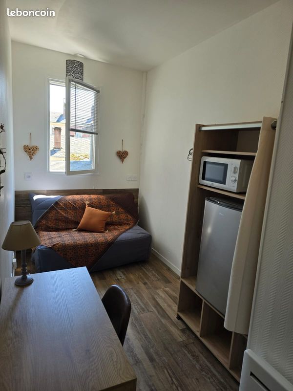 Appartement 1 pièce(s) 10 m²à louer Lisieux