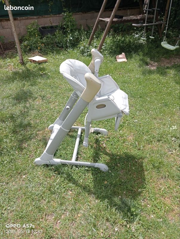 Chaise haute (image 6)
