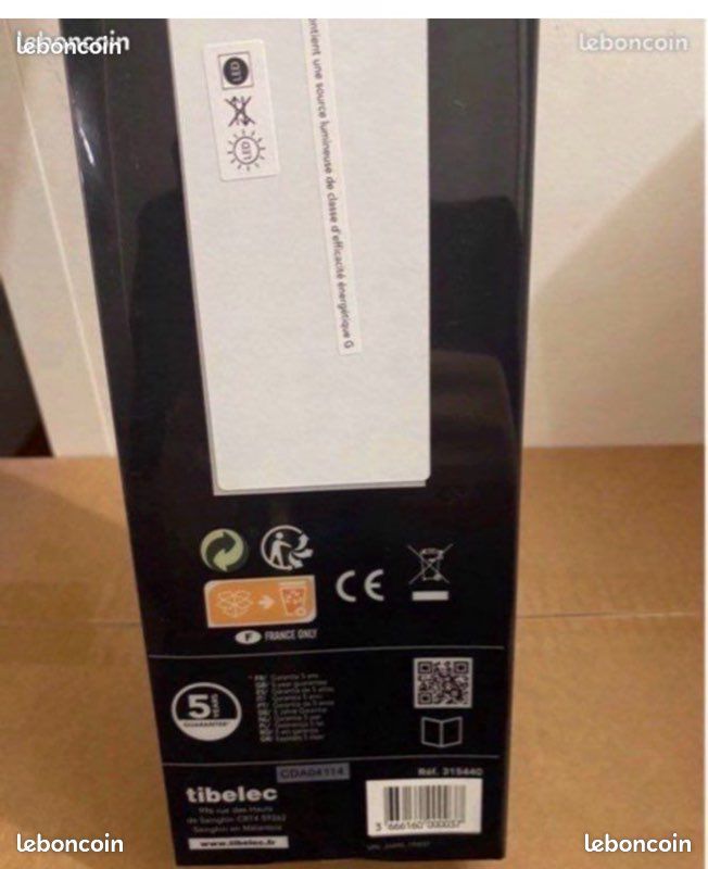 Appplique neuve SDB 12w 1100lm (image 5)