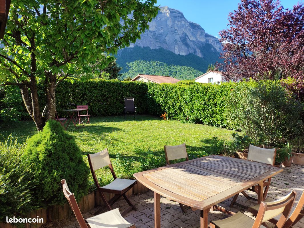 Maison 7 pièces 130 m² · à Crolles · 130 m² · 469 000 €