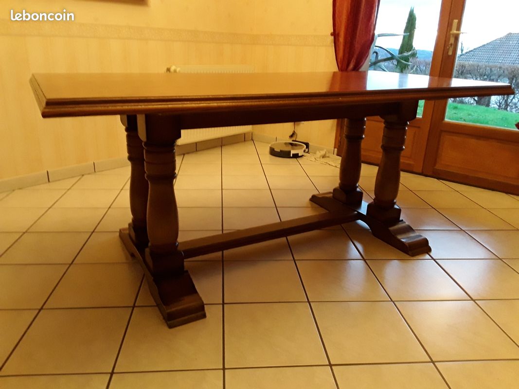 Table (image 1)