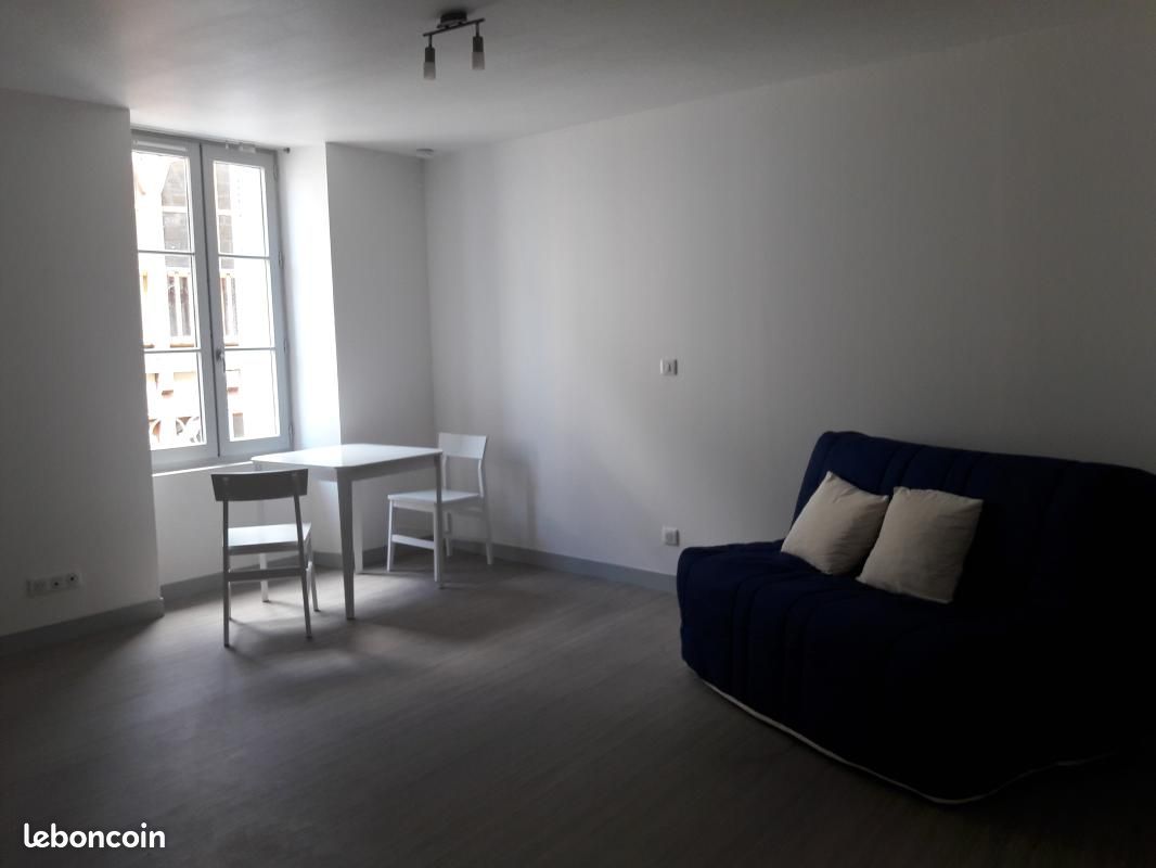 Appartement 1 pièce 25 m² · à Figeac · 25 m² · 425 €/mois