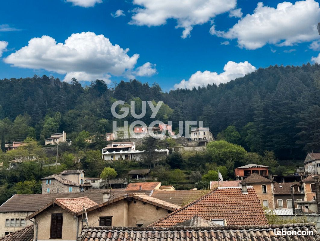 Appartement 3 pièces 75 m² · à Vals-les-Bains · 75 m² · 95 000 €