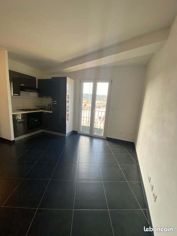 Appartement 1 pièce 21 m² · au Luc · 21 m² · 400 €/mois