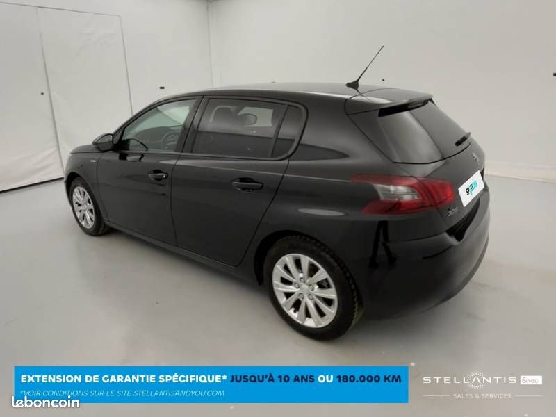 Peugeot 308 PureTech 110ch S&S BVM6 Style (image 3)