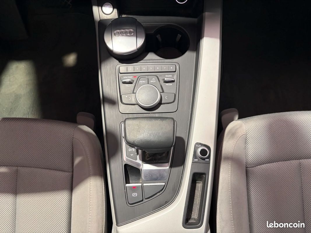 AUDI A4 AVANT 2.0 L TFSI ultra 190 CV S tronic 7 * SUIVI COMPLET AUDI / CARPLAY / HAYON ELECTRIQUE / VIDANGE FAITE POUR LA VENTE (image 26)