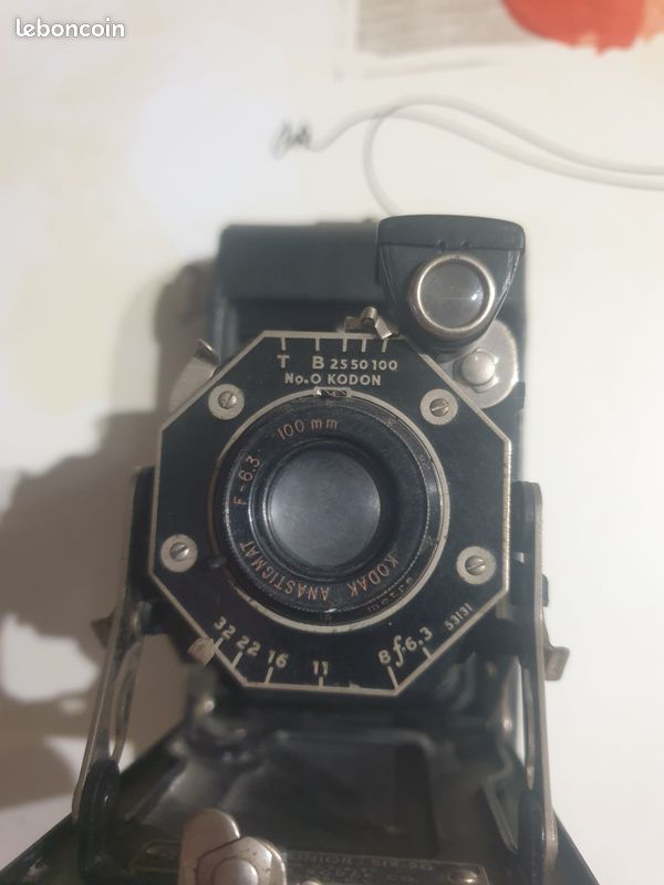 ANCIEN APPAREIL PHOTO ARGENTIQUE à SOUFFLET KODAK 620+ ETUI CUIR