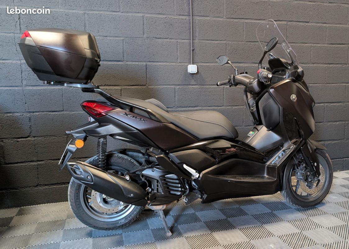 Yamaha Xmax 125 Tech Max / Équipé / LIVRAISON TOUTE LA FRANCE / FINANCEMENT POSSIBLE (image 5)