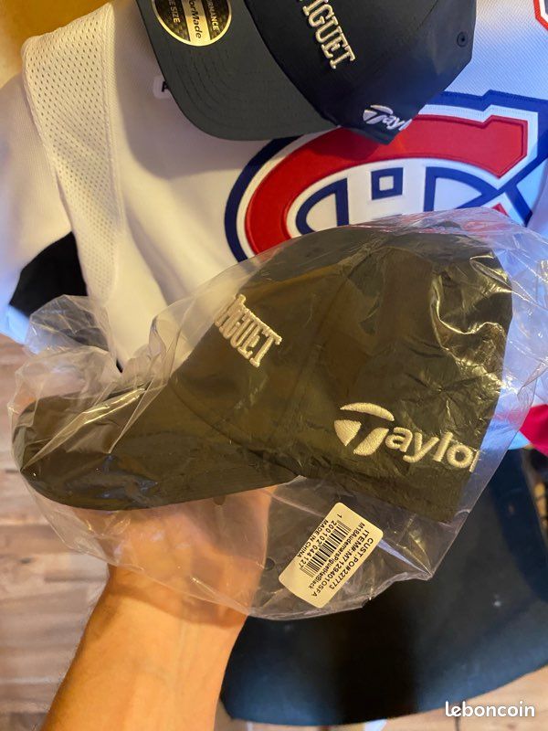 Casquette Taylormade Tour Litetech - Gris sur Rue du Golf - Casquette golf