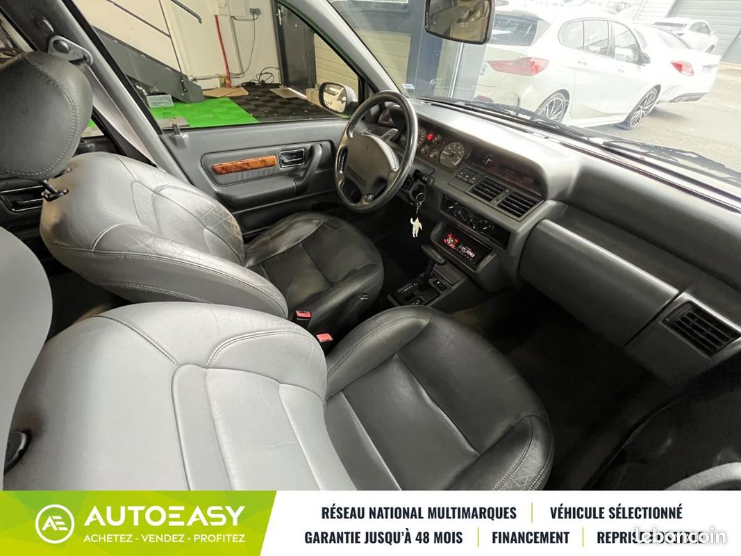 Renault Clio baccara 1.8 90 ch boite automatique / Youngtimer (image 7)